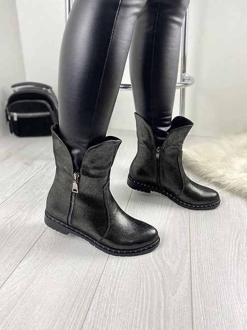 Напівчоботи M.KRAFT антрацит шкіра-сатин натуральна высота 18 см подошва 3,5 см размеры 37р.38р Коломия - фото 3