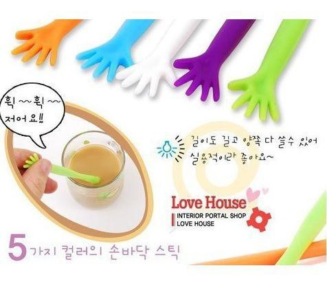 Мішалки для напоїв пластикові коктейльні мішалки для кави та коктейлів у формі руки 5 штук різнобарвний Київ - фото 3