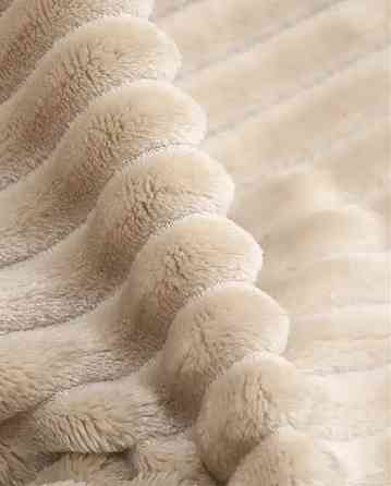 М’який плед-покривало Colorful Home  🛋️ 200×220 см  — теплий, пухнастий, стильний дизайн Київ