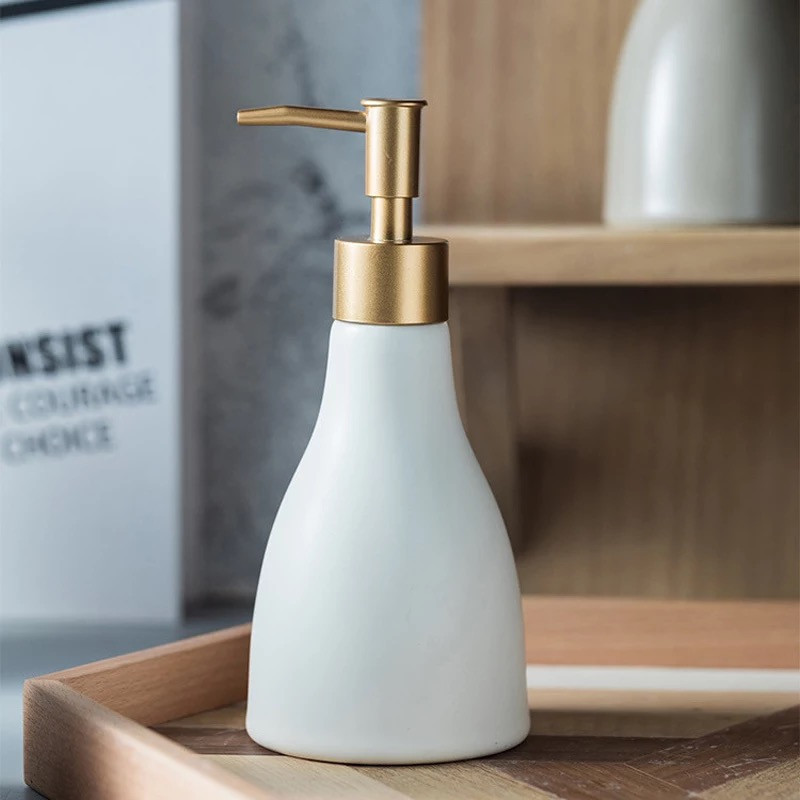 Дозатор для жидкого мыла, моющих средств для ванной комнаты и кухни Bathlux 280 мл из керамики, Белый матовый Каменец-Подольский - изображение 3