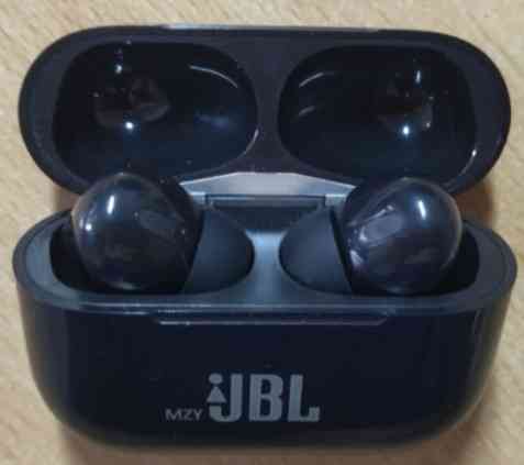 Наушники: JBL Киев