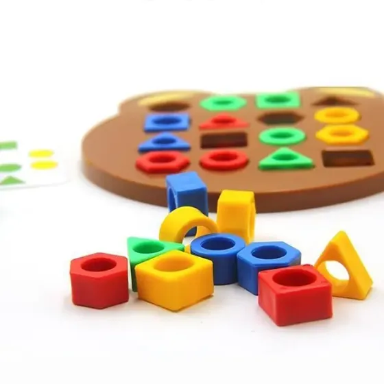 Настольная развивающая игра на соответствие формы и цвета Коломыя