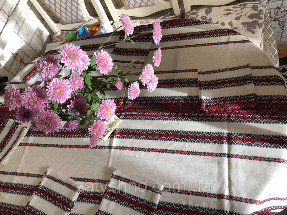Червона вишита скатертина на льону з серветками. Київ - фото 8