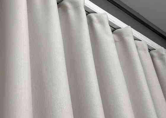 Двостороння шторна тканина блекаут з лляною фактурою, колекція “Scandi” колір димчасто-білий 1903ш Київ