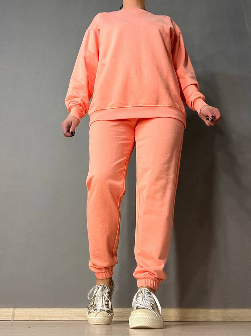 Костюм женский Pepper&mint FA24-01 базовый двунитка без утепления свитшот оверсайз и джогеры на резинке персиковый, персиковый, M Киев - изображение 1