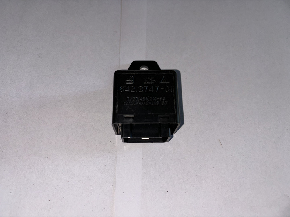 Реле поворотів Волга, Газель 235.3747. 12В. Харків - фото 1