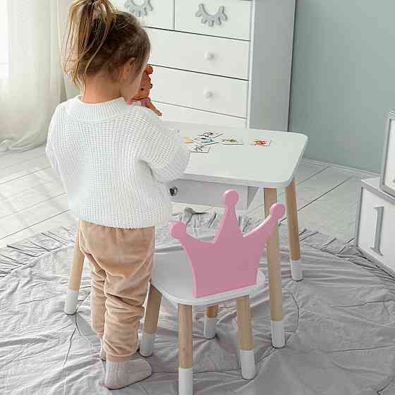 Дитячий столик білий і стільчик корона біло-рожевий. Столик із шухлядою для олівців і розмальовок 56787 Київ