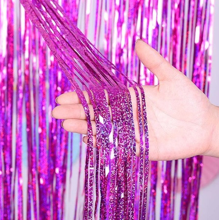 Дощик для фотозони довгий з голограмою 4 м на 1 м малиновий Київ - фото 1