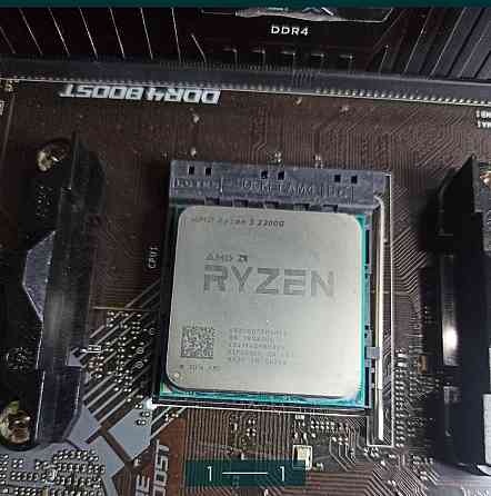 Процессор: Ryzen 2200G АМ4. Киев