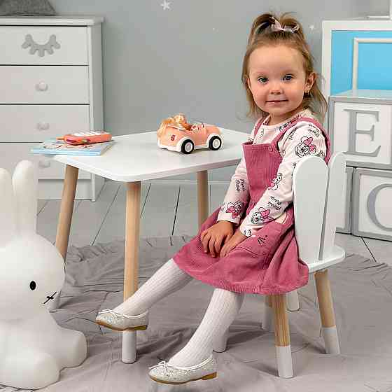 Прямоугольный стол и стул детский белоснежный зайчик. Столик белый детский столик Киев