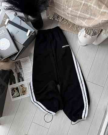 Женские стильные сезонные брюки из трехнитки на флисе. Черный Одесса