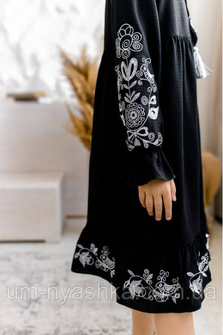 Плаття вишиванка чорне Еля Кривий Ріг - фото 3