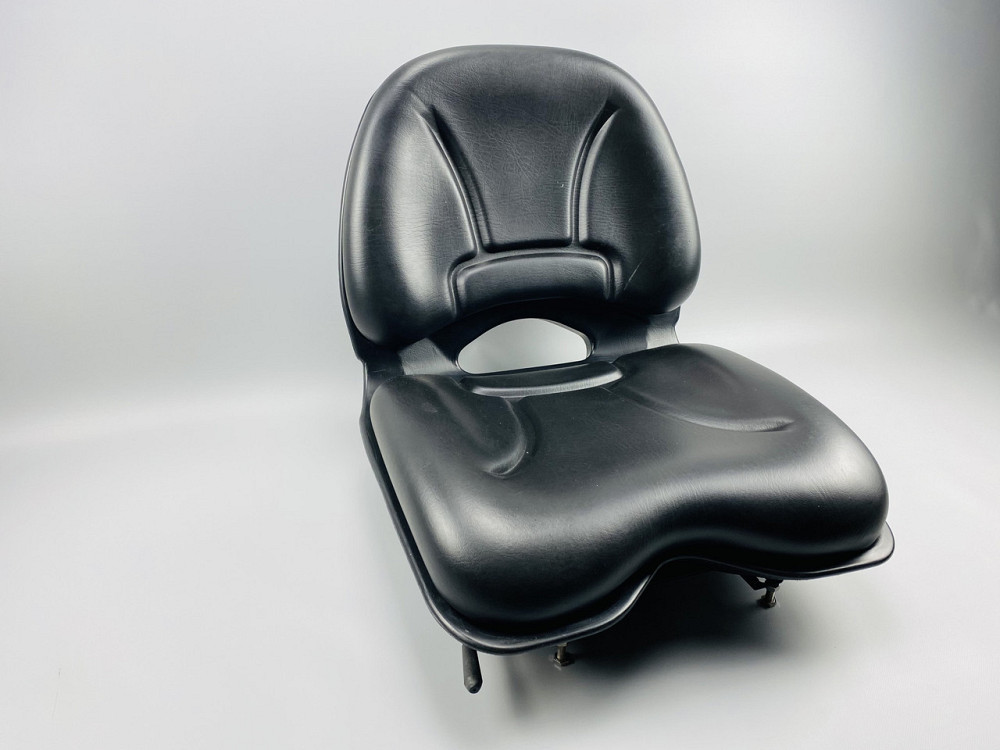 Сидіння малого трактора та спец. техніки універсальне регулювання вперед/назад піна пвх високої щільності Мукачево - фото 1