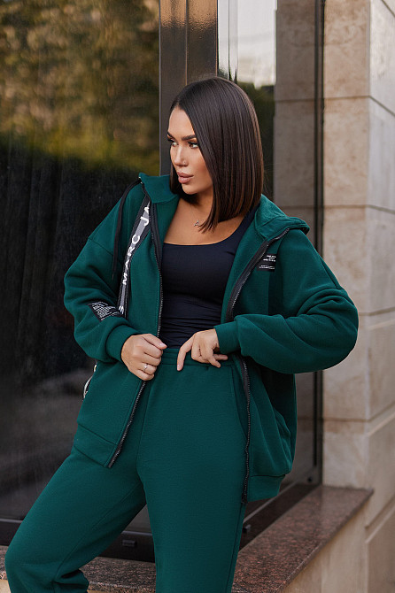 Жіночий спортивний костюм з нашивками "Walker" оптом | Батал Темно-зелений, 54-56 Київ - фото 3
