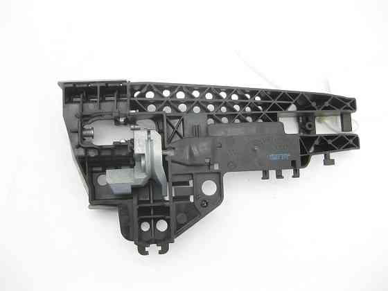 VAG  4M1837885A Рама/корпус зовнішньої ручки задніх лівих дверей Одеса