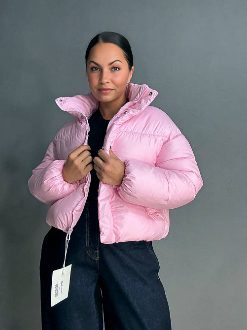 Куртка женская Haiziyuan 8606 короткая пуффер с воротником розовая, розовый, L Киев - изображение 7