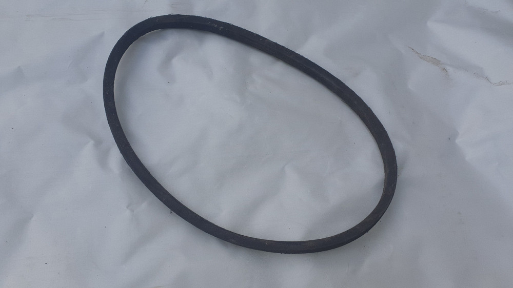 Ремень гладкий компрессора II-14х937. МАЗ, КрАЗ. СССР. Харьков - изображение 1