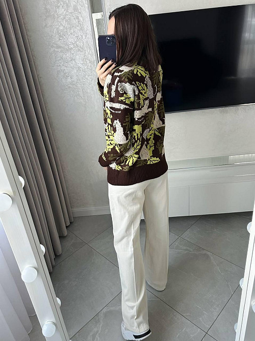 Женский принтованный теплый оверсайз свитер на пуговицах шерсть Одесса - изображение 2