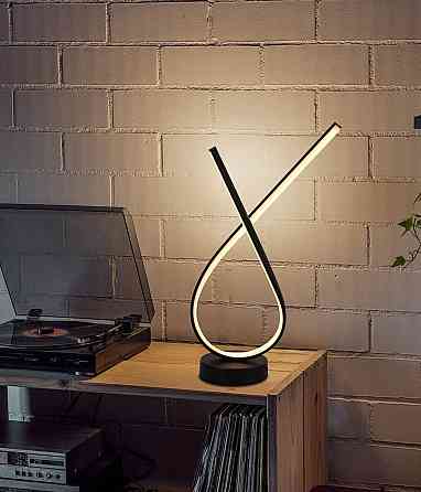 VALESO Настільний світильник , Чорний Коломия