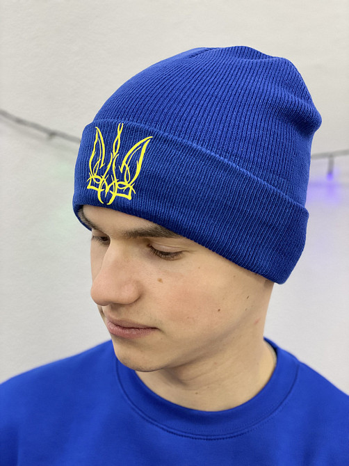 Яскраво синя шапка з тризубом Чернівці - фото 4