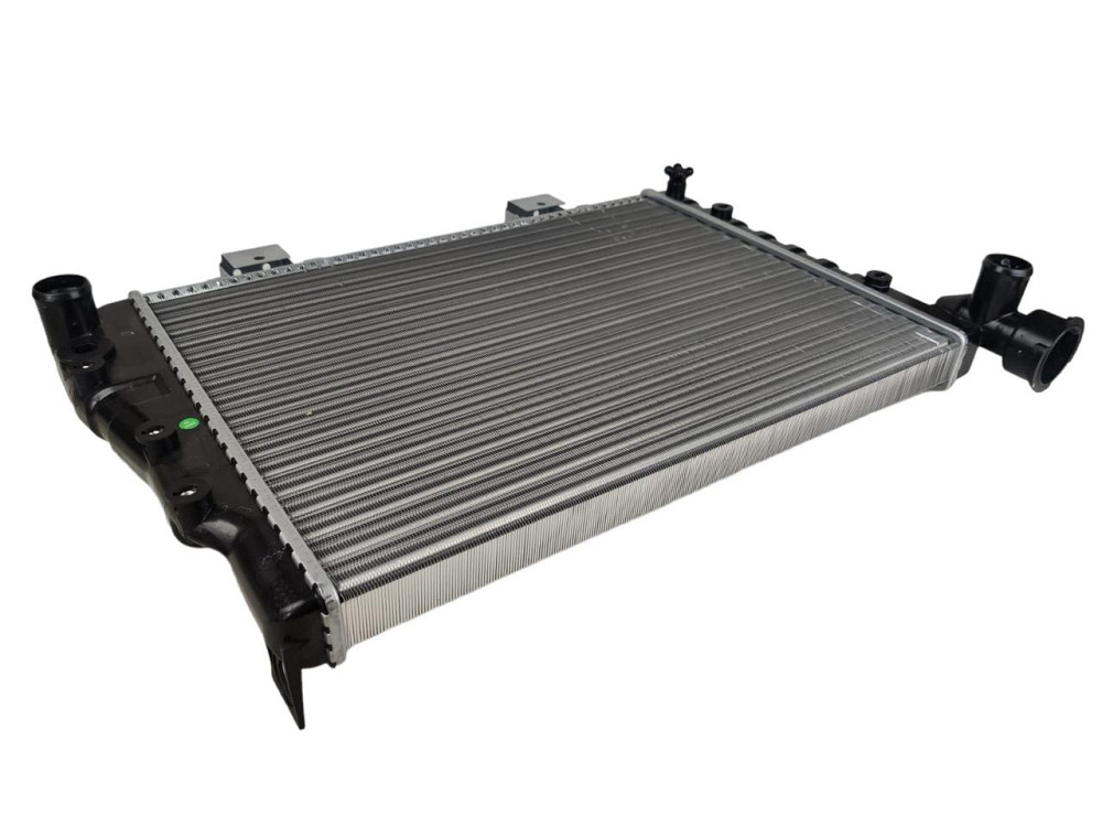 Радиатор двигателя 2104, 2105, 2107 охлаждения Мукачево - изображение 1