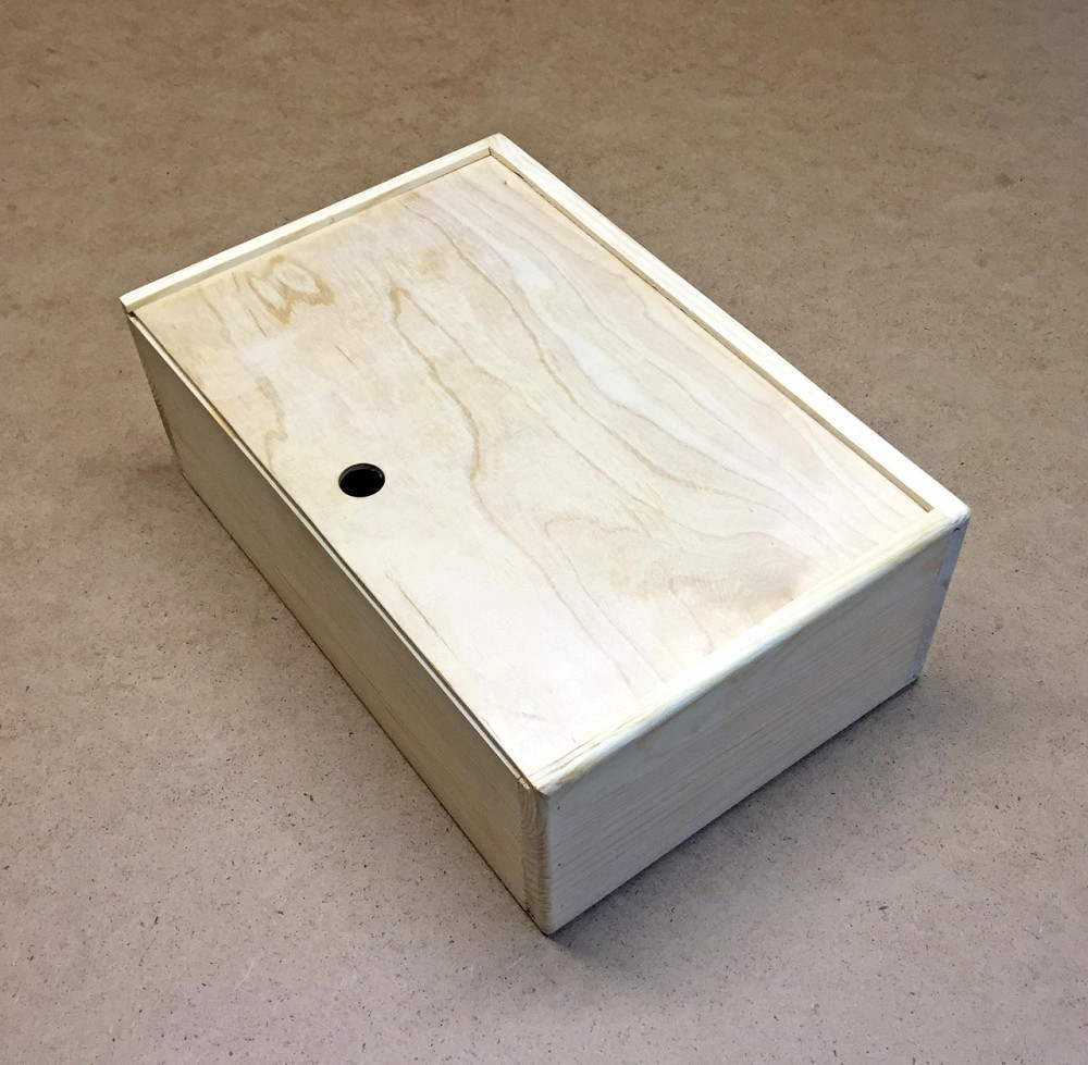 Подарочная коробка 