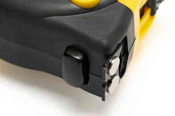 Рулетка MASTERTOOL 3 м×16 мм з магнітами 2 фіксатори кнопка STOP покриття TPR нейлонове покриття 64-3016 Коломия