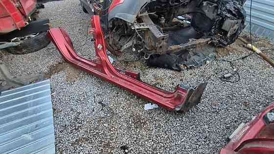 Правый порог с стойкой лада калина Киев