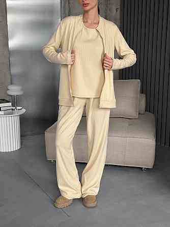 Женский повседневный костюм тройка из трикотажа Бежевий Одесса
