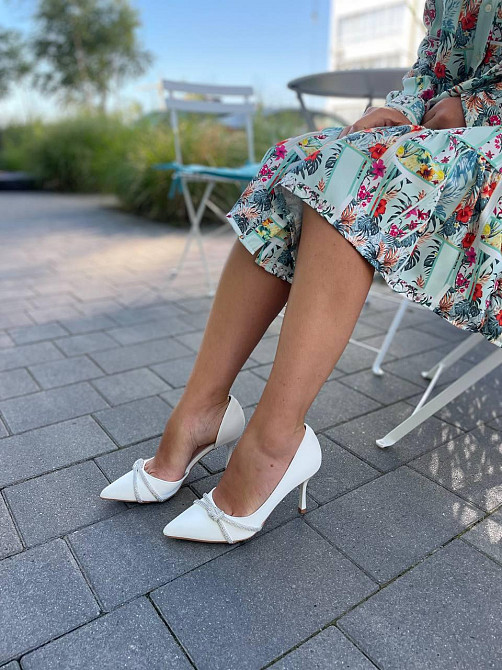 Comer Ошатні жіночі туфлі зі штучної шкіри білі AX-116 на тонких підборах 8 см. р. 37-39 (5461) Коломия - фото 1