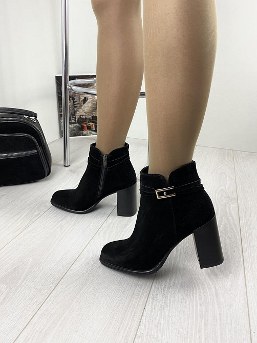 Injers Класичні черевики жіночі демісезонні весна-осінь чорні, натуральна замша на підборах р. Коломыя - изображение 7