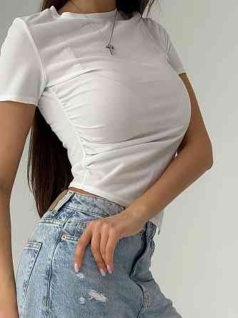 Женская базовая футболка с акцентным низом в виде треугольника креп-дайвинг Белый, 42/44 Одесса