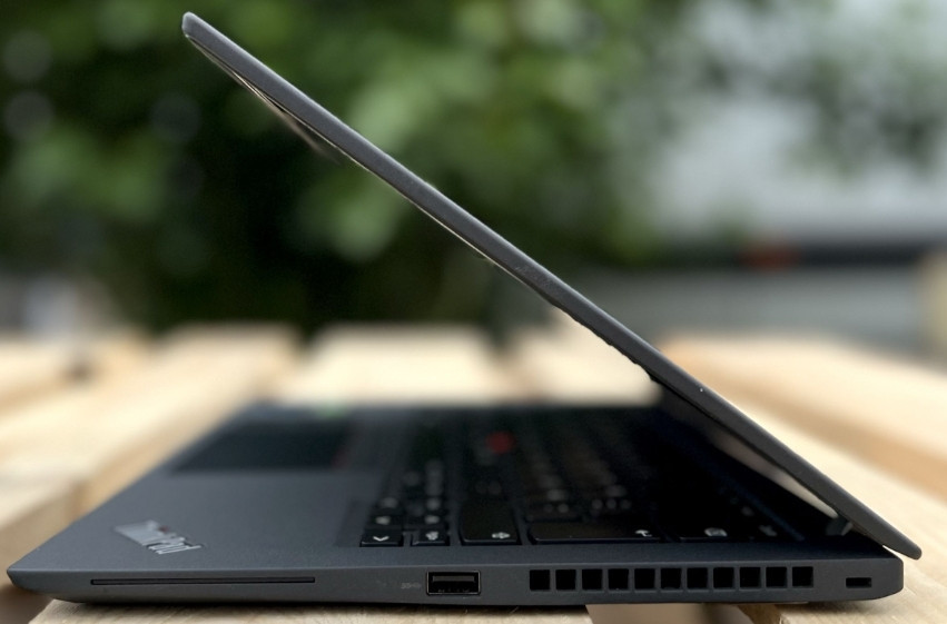 Ноутбук Сенсорний Lenovo ThinkPad T14s Gen 2 Київ - фото 2