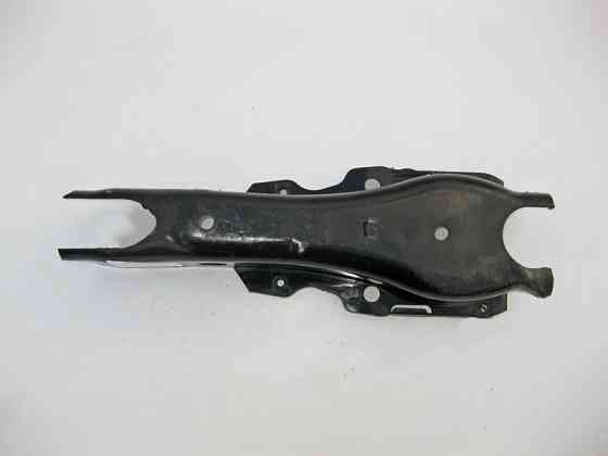 Mercedes-Benz  A2203521188 Облицювання заднього нижнього важеля під стійку S-Class W220 CL C215 Одесса