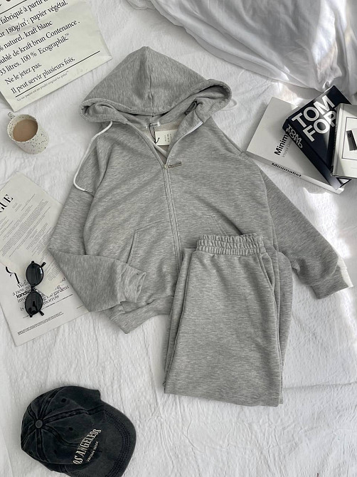 Женский прогулочный оверсайз костюм: кофта на молнии и штаны турецкая трехнить петля Меланж Одесса - изображение 3