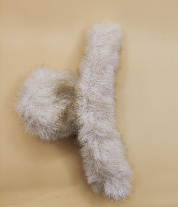 Шпилька крабік зі штучного хутра Молочний Смела - изображение 4