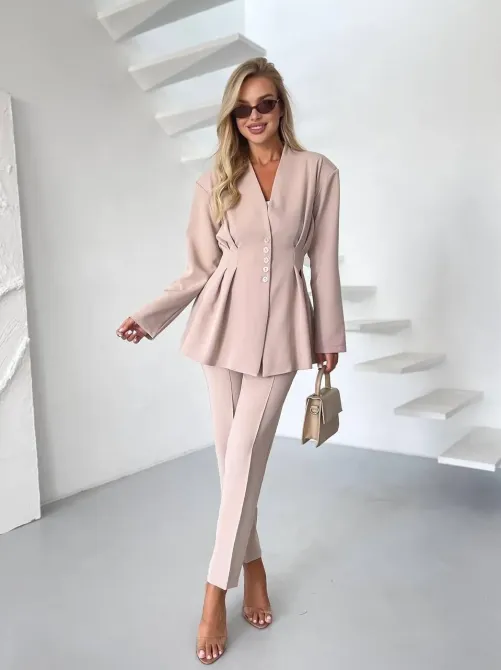 Женский костюм с пиджаком и брюками Одесса - изображение 9