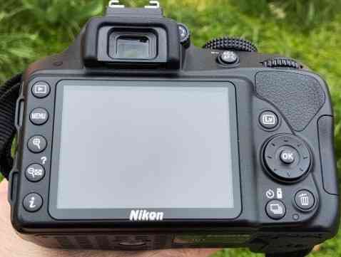 Качественный Зеркальный 
Фотоаппарат Nikon D3300 Киев