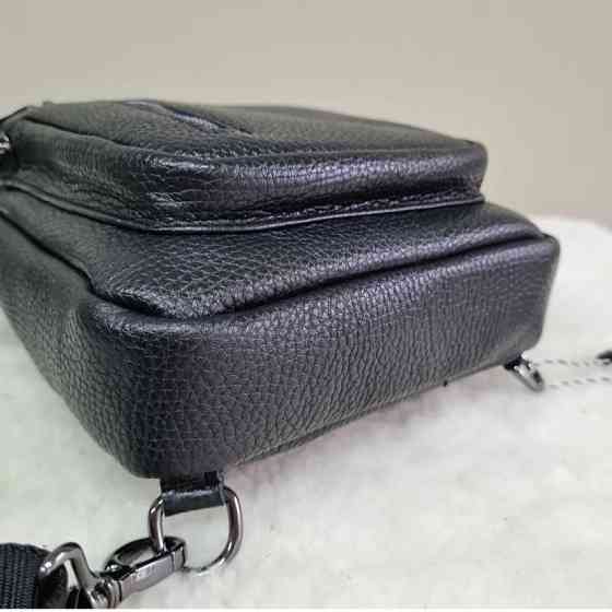 Брендова чоловіча нагрудна сумка рюкзак слінг з натуральної шкіри молодіжна шкіряна чорна сумочка на плече Київ