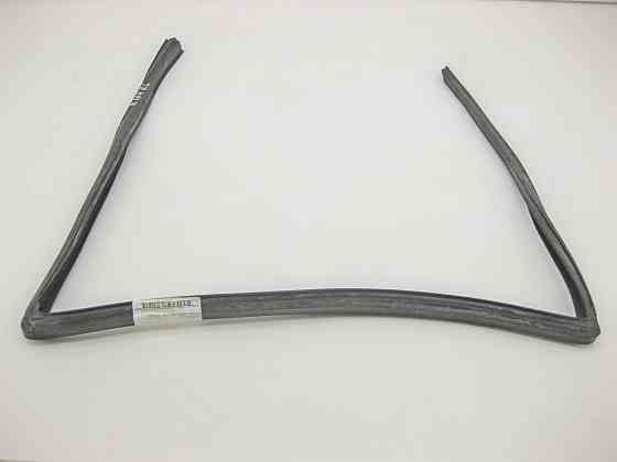 Mercedes-Benz  A1647350525 Ущільнювач опускного скла задніх лівих дверей ML W164 GL X164 Одеса