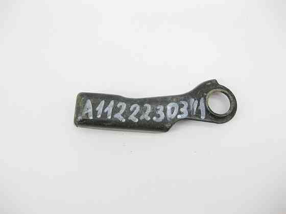 Mercedes-Benz  A1122230441 Кронштейн - вуха задня ліва для двигунів M112 V6 2.4 2.6 3.2 3.7л M113 V8 4.3 5.0 5.5л Одеса