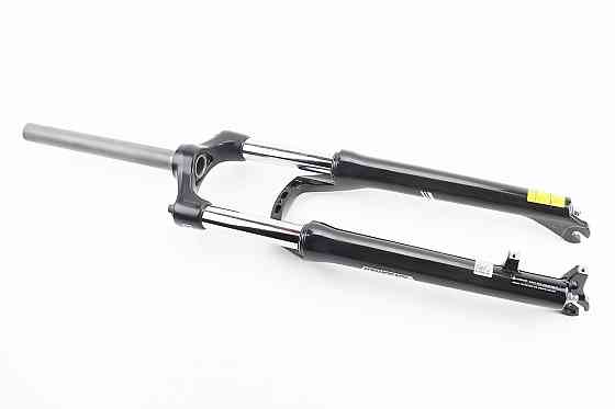 Вилка 27,5" амортизаційна, без різьби 1-1/8" (28,6мм), шток 255мм, з ходом 100мм, Disk-brake, пружинно-оливна, Lockout, алюмінієва, чорна SF Київ