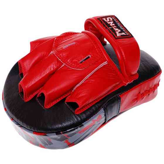 Лапа вигнута для боксу та єдиноборств TWINS FPML10-43 чорний-червоний Київ
