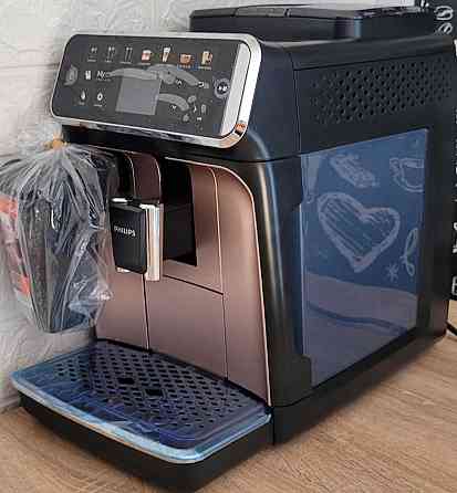 Кавомашина автоматична Philips Series 5400 Київ