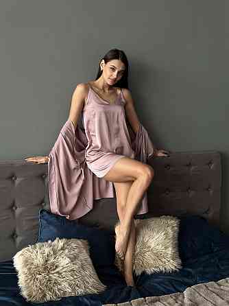 Жіноча нічна сорочка шовкова на регульованих бретельках Пудровий XL Харків