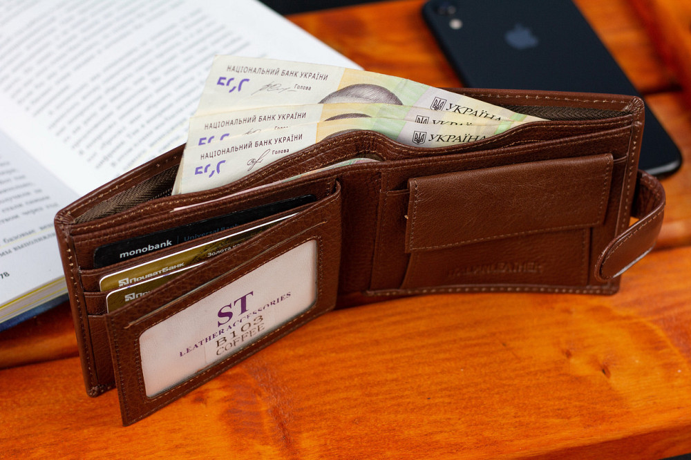 Стильне шкіряне чоловіче портмоне ST Leather В103 Коричневий Київ - фото 17