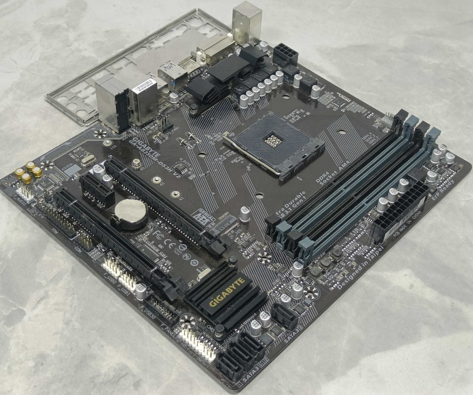Материнська плата Gigabyte GA-AB350M-DS3H V2 sAM4 B350 чіпсет RYZEN Харків - фото 3