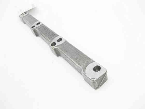 Mercedes-Benz  A2761410142 Затискна планка на ГБЦ двигуна M276 V6 3.0 праворуч C-Class Cabrio A205 C-Class Estate S205 C-Class Coupe С205 C-Class W205 Одесса