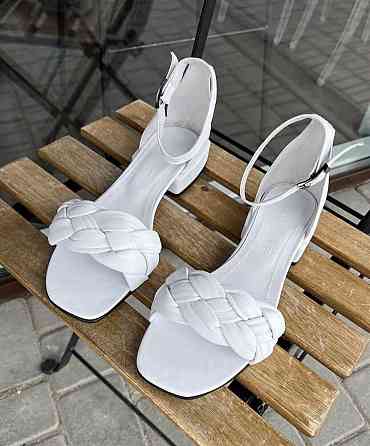 KATI SHOES Босоніжки жіночі білі літні KATI SHOES 132 шкіряні / Модні босоніжки на підборах р. Коломыя