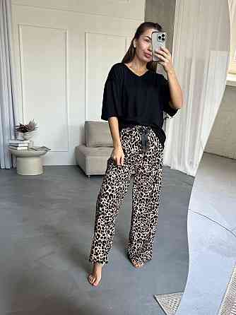 Женский домашний комплект двойка: футболка + леопардовые брюки коттон 48/52 Одесса